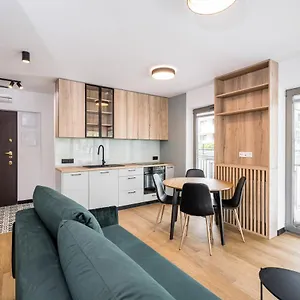 https://kasztelanska-old-town-deluxe-apartment-wawelofts.krakowhotelspoland.com